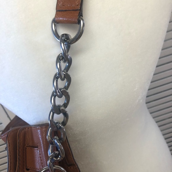 Michael Kors tan leather dual strap bag. - Picture 5 of 12